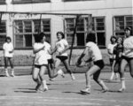g1975-0073.jpg